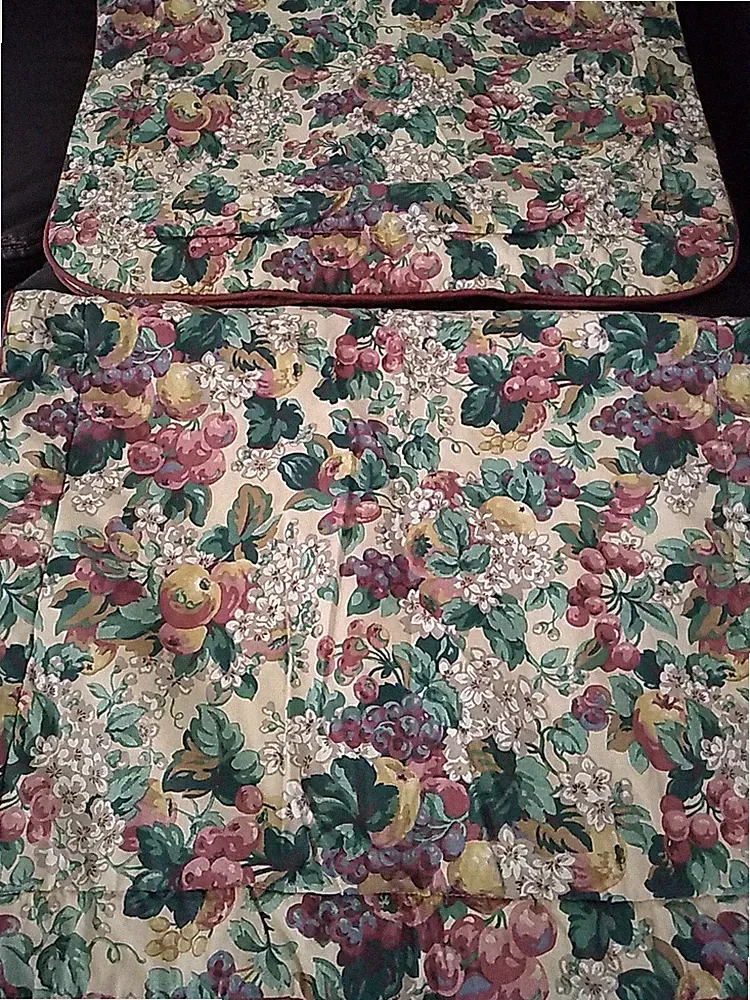 2 Laura Ashley King Pillow Shams Fruit Rubens Blouson Pattern 25 X 40