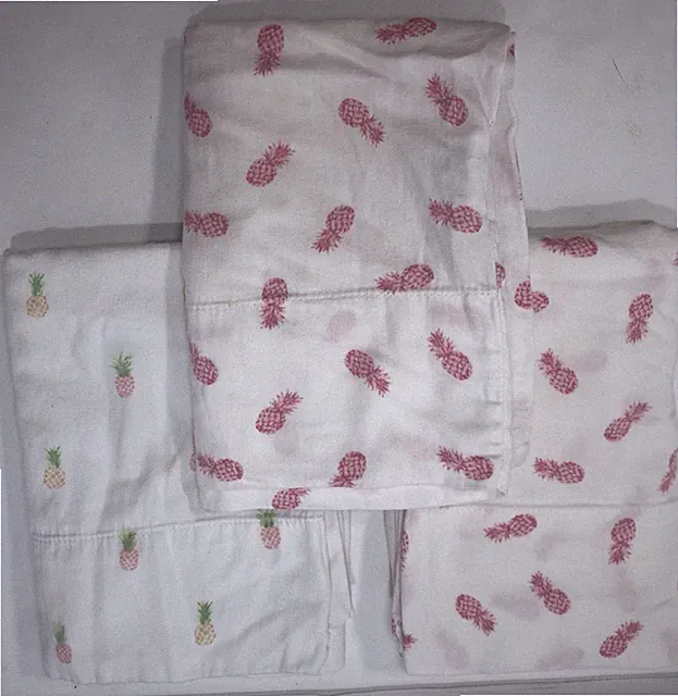 4 Pineapple Pink Cotton Pillowcases 2 Standard + 2 King Kohl’s 780/1