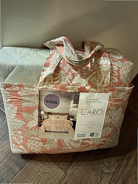 Caro Home Ibiza Red Clay Pineapple Tropical Reversible Queen Quilt & Shams Set