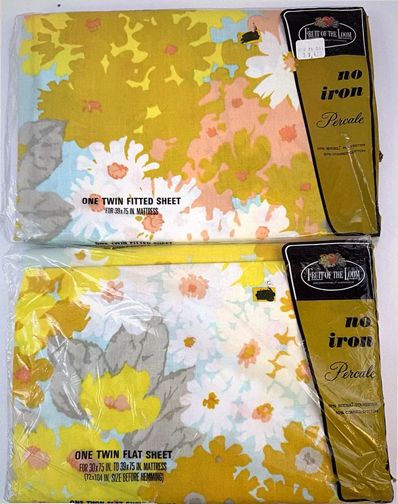 Fruit Of The Loom Twin Flat & Fitted Sheet 70's Floral Orange/Yellow/White
