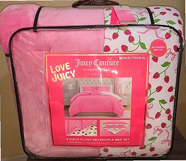 Juicy Couture TWIN/TWIN XL 3pc Reversible Comforter Set Plush Pink/Strawberries