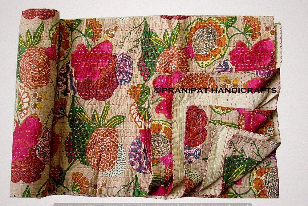 Queen Fruit Print Beige Summer Kantha Quilt Boho Cotton Home Dorm D?cor Blanket