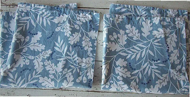 The Company Store Flannel EURO Shams (2)~Blue White Oak Leaves, Acorns, Berries