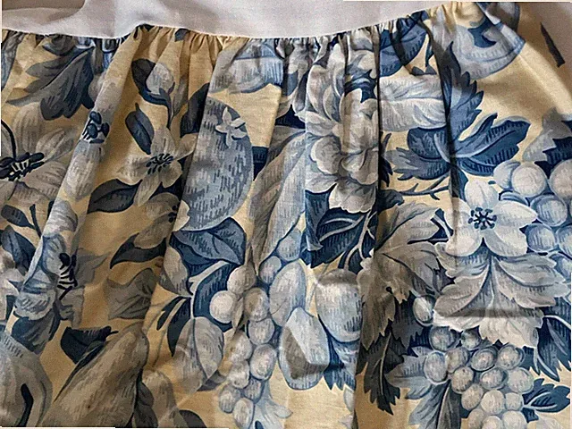 Twin Dust Ruffle Floral/Fruit Soft Yellow/Blue Cotton Blend 39x84”